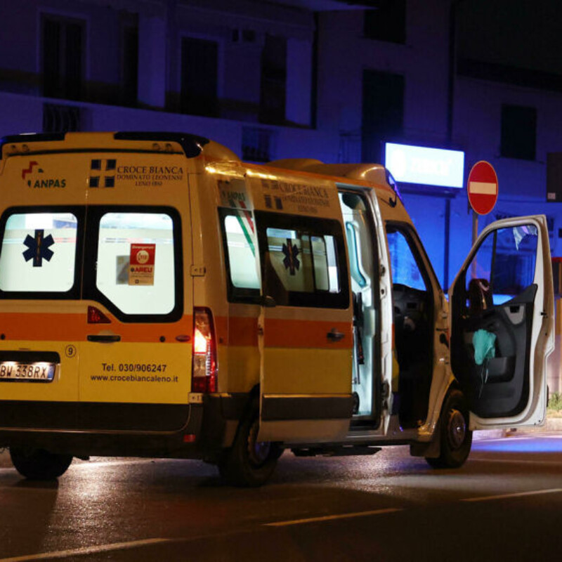Messina, scontro fra un'auto e una moto in via La Farina: due feriti trasportati al Policlinico