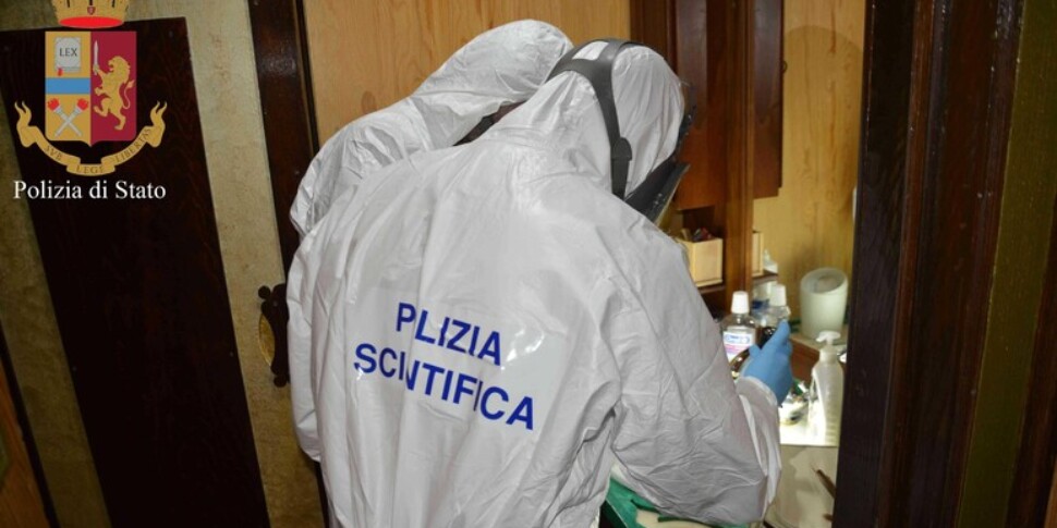 https://assets.gazzettadelsud.it/2024/01/polizia-scientifica-2-970x485-1706041502.jpg