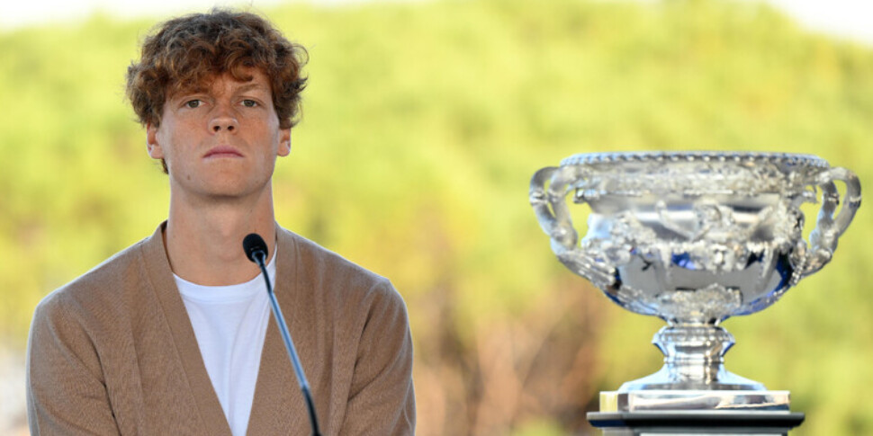 Termina la sospensione, domani Jannik Sinner si allena al Foro Italico in vista del torneo di Roma Termina la sospensione, domani Jannik Sinner si allena al Foro Italico in vista del torneo di Roma