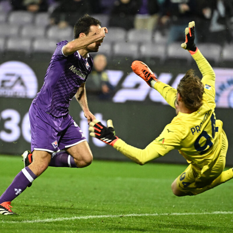 Fiorentina's midfielder Giacomo Bonaventura scores during the Serie A soccer match ACF Fiorentina vs SS Lazio at Artemio Franchi Stadium in Florence, Italy, 26 February 2024ANSA/CLAUDIO GIOVANNINI