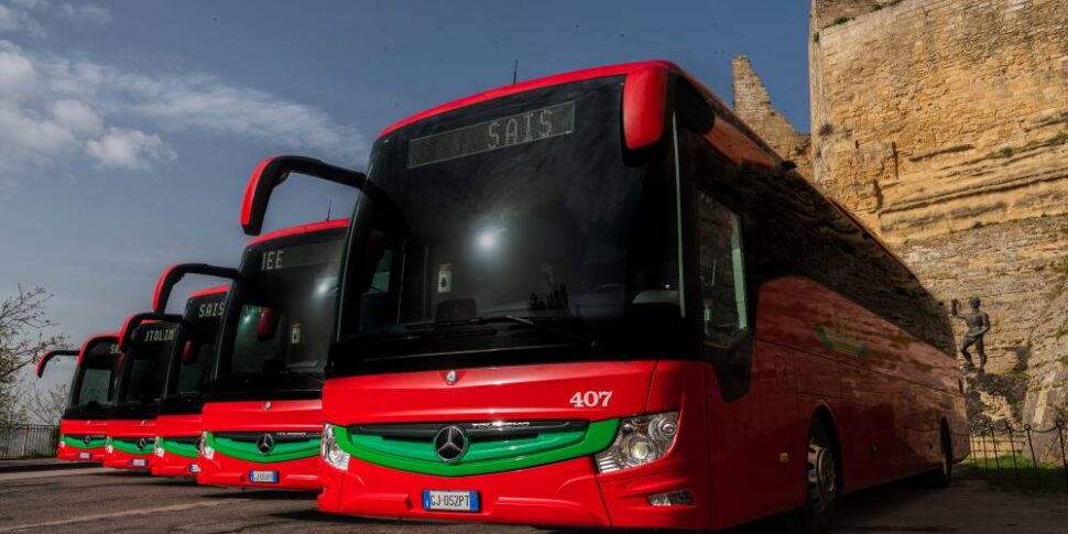 Trasporto pubblico ai bus siciliani: le aziende fanno fronte comune per battere la concorrenza e si sono aggiudicate le gare