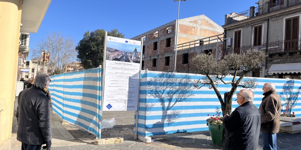 Vibo, Cantiere In Piazza Razza Fermo: C’è Un Errore Nel Progetto ...