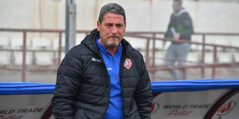 https://assets.gazzettadelsud.it/2024/03/Reggina-Mister-Trocini-970x485.jpg