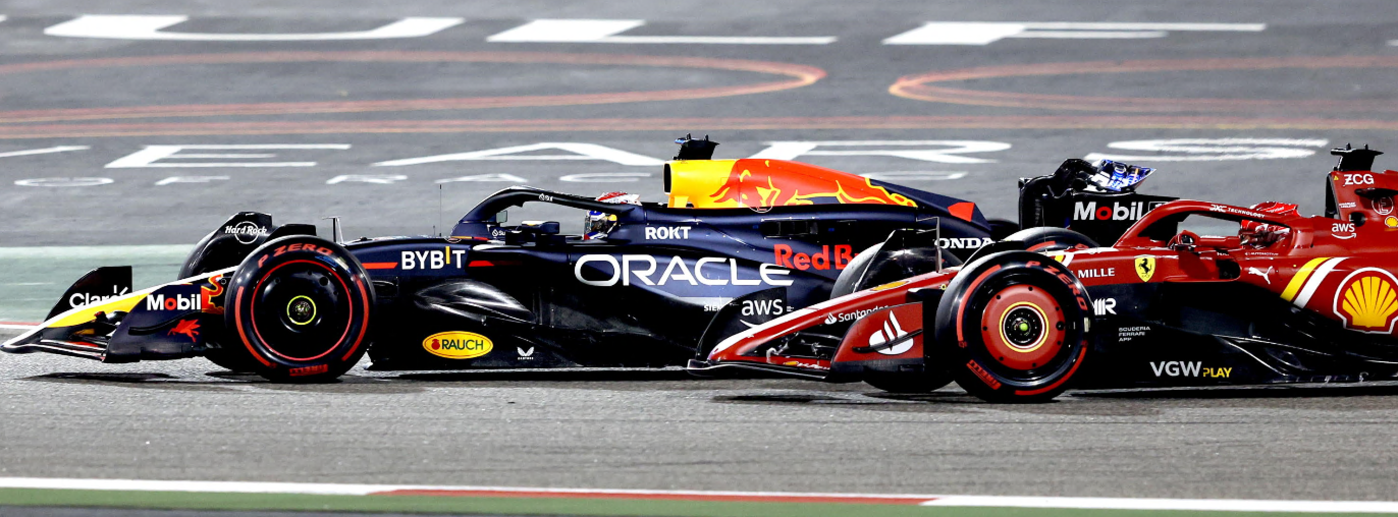 È sempre lui, Verstappen domina il primo Gp di Formula 1. Terzo il … È sempre lui, Verstappen domina il primo Gp di Formula 1. Terzo il …