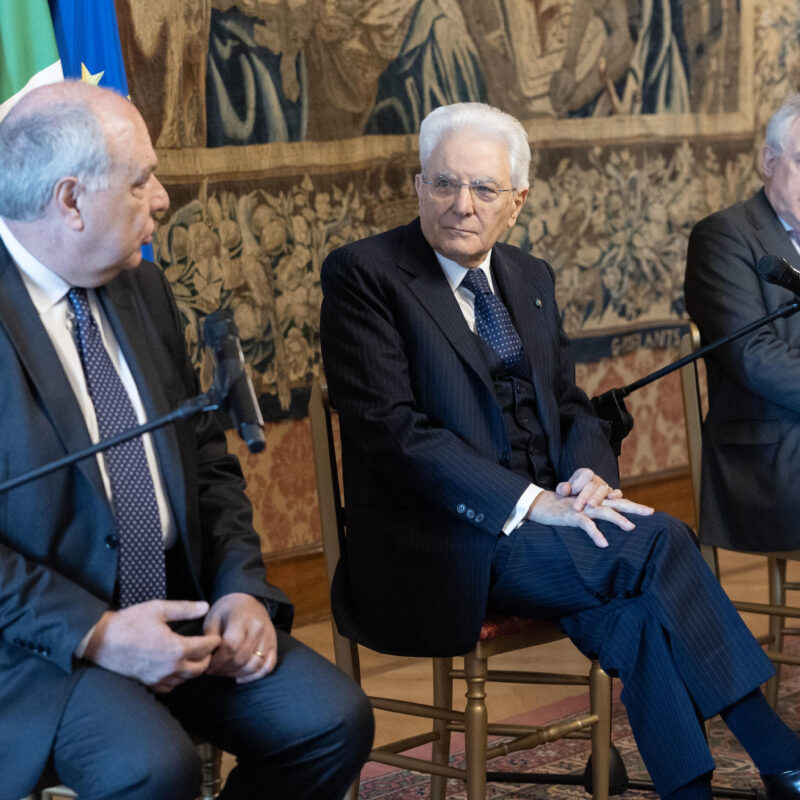 Il Presidente della Repubblica Sergio Mattarella con Gianfranco Giuliani,Presidente di CASAGIT in occasionedei 50 anni di attività Roma, 5 Marzo 2024. ANSA/US QUIRINALE FRANCESCO AMMENDOLA