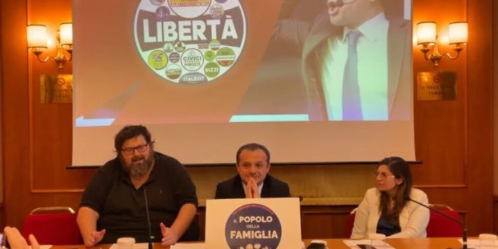 Europee, anche Mario Adinolfi abbraccia il progetto di Cateno De Luca ...