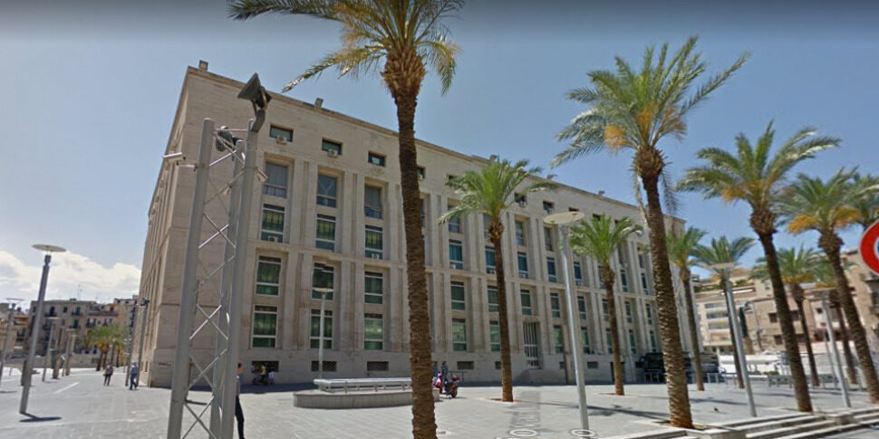 https://assets.gazzettadelsud.it/2024/05/TRIBUNALE-PALAZZO-EX-EAS-PALERMO-970x485-1-970x485.jpg