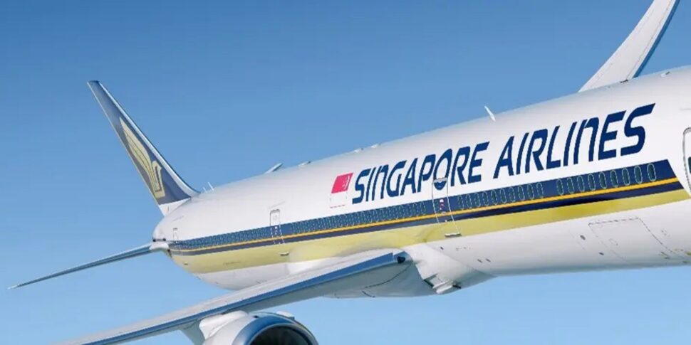 "Gravi turbolenze" su volo della Singapore Airlines, un morto