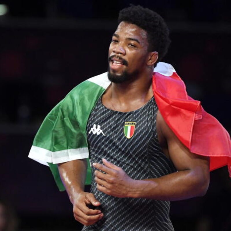 epa08222869 Frank Chamizo Marquez of Italy celebrates his victory over Magomedrasul Gazimagomedov of Russia in the final match of the men's freestyle 74kg weight category of the European Wrestling Championships in Rome, Italy, 16 February 2020. EPA/Szilard Koszticsak HUNGARY OUT