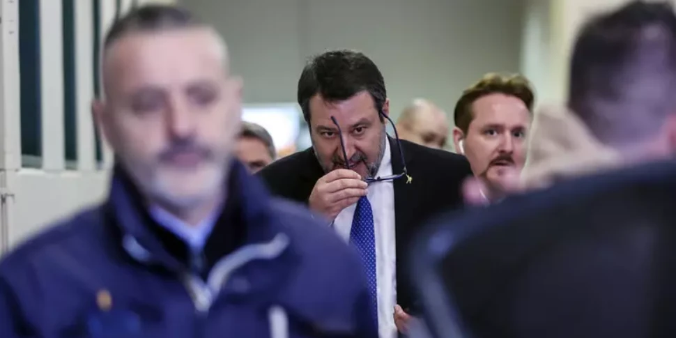 Da tre ex poliziotti false informazioni a Salvini sulle Ong: chiedevano vantaggi e un impiego redditizio