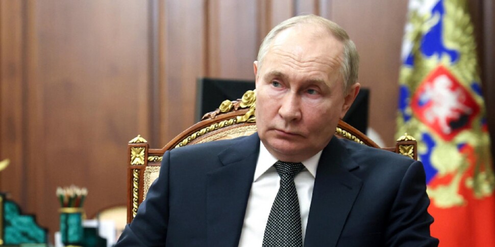 https://assets.gazzettadelsud.it/2024/06/Vladimir-Putin-2-970x485-1717615311.jpg