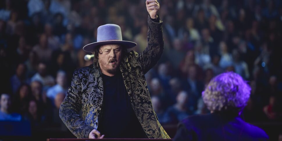 Oggi l'Overdose d'amore di Zucchero a Messina: "Se non ci fermano prima saranno 3 ore di concerto!" VIDEO