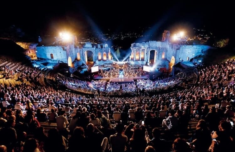 Taobuk, parata di stelle al Teatro Antico per la serata di Gala