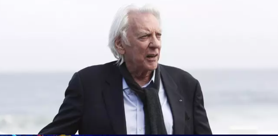 Addio al premio Oscar Donald Sutherland: fu il Casanova di Fellini ...