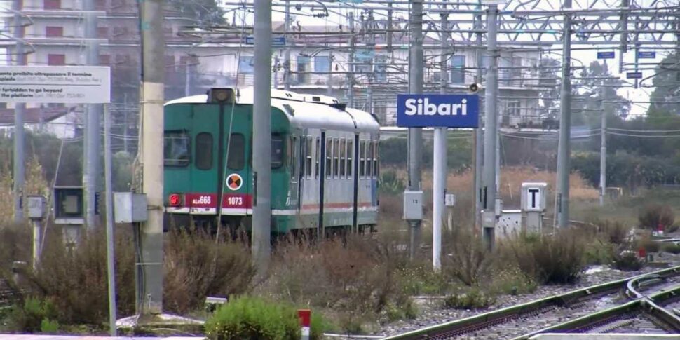 Circolazione ferroviaria, prosegue il restyling sulla linea Ionica: le tratte sospese e le date