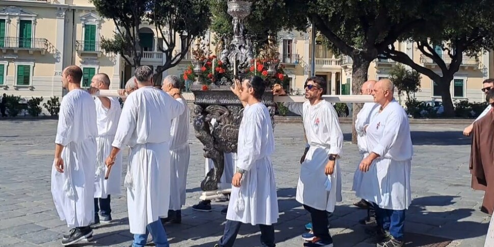 Lettera Di San Giacomo Apostolo Messina, si è rinnovato il gemellaggio tra San Giacomo apostolo e la