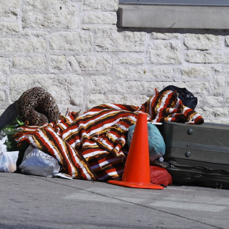 Il rischio povertà in Italia ai minimi dal 2010, ma resta sopra la media Ue