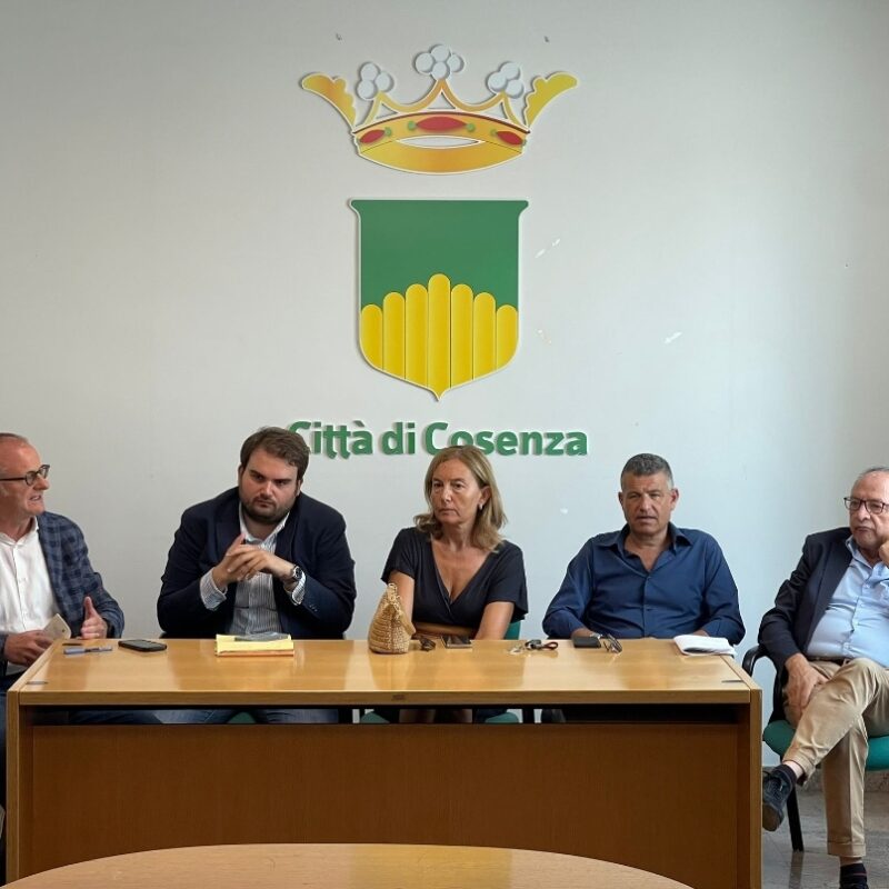 Mimmo Bevacqua, Vittorio Pecoraro, Maria Locanto, Giuseppe Mazzuca e Franco Iacucci