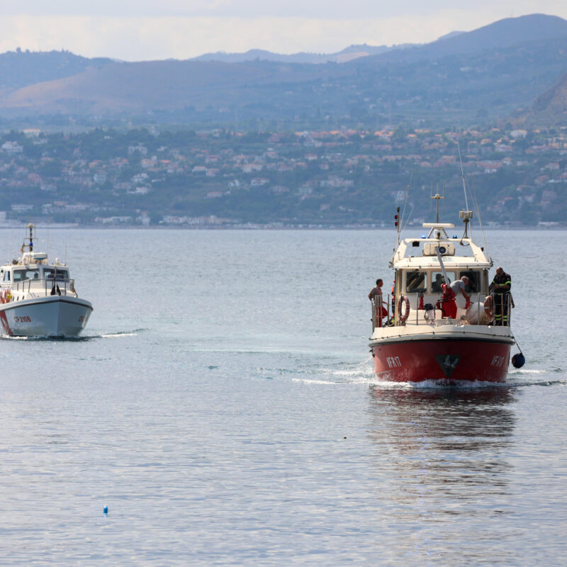 Barca a vela affondata a Porticello sette dispersi 19 agosto 2024 Palermo. ANSA/IGOR PETYX