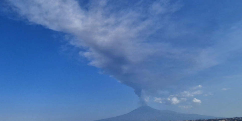 https://assets.gazzettadelsud.it/2024/08/Parossismo-Etna-R-970x485.png