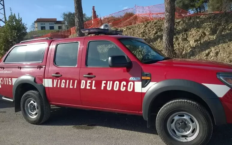 Maltempo nel Foggiano, trovato il corpo del vigile del fuoco intervenuto ieri