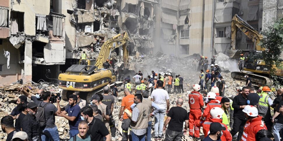 https://assets.gazzettadelsud.it/2024/09/Bombardamenti-a-Beirut-970x485.jpg