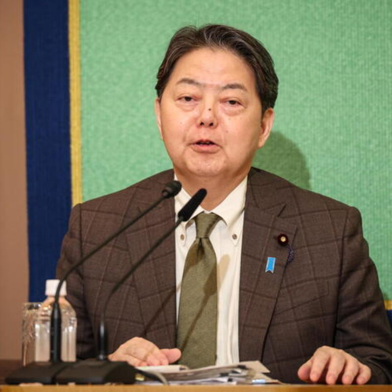 epa11603169 Chief Cabinet Secretary Yoshimasa Hayashi, a candidate for Japans ruling Liberal Democratic Partys (LDP) presidential election, speaks during a debate at the Nixon Kisha Club in Tokyo, Japan, 14 September 2024. Japan's LDP is amid a leadership election, with the official campaign period commencing on 12 September 2024. The election will determine the party's new president, who is expected to become the next prime minister due to the LDP's majority in the National Diet. This election follows the decision of current Prime Minister Fumio Kishida not to seek re-election. EPA/TAKASHI AOYAMA / POOL