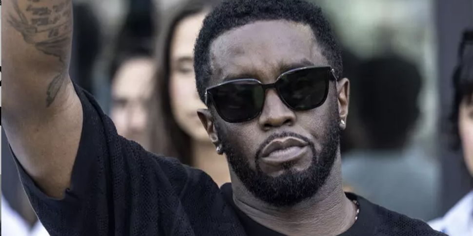 Traffico sessuale e associazione a delinquere, incriminato Puff Daddy