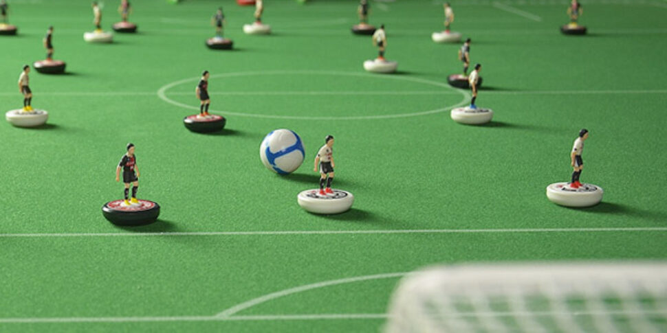 https://assets.gazzettadelsud.it/2024/09/Subbuteo-Moderno-Calcio-tavolo-Astrobase-3-970x485.jpg