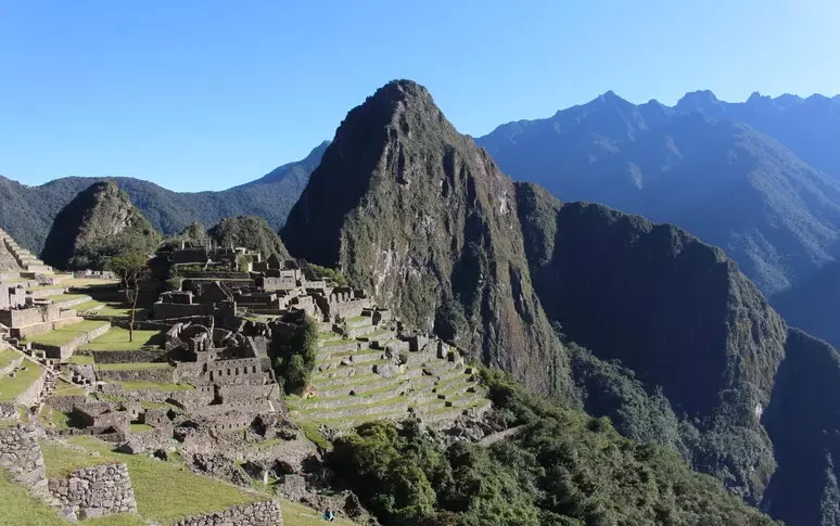 https://assets.gazzettadelsud.it/2024/09/peru-machu-picciu-774x485.webp