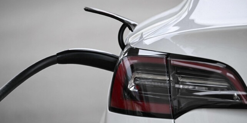 Boom delle auto elettriche con gli incentivi legati all