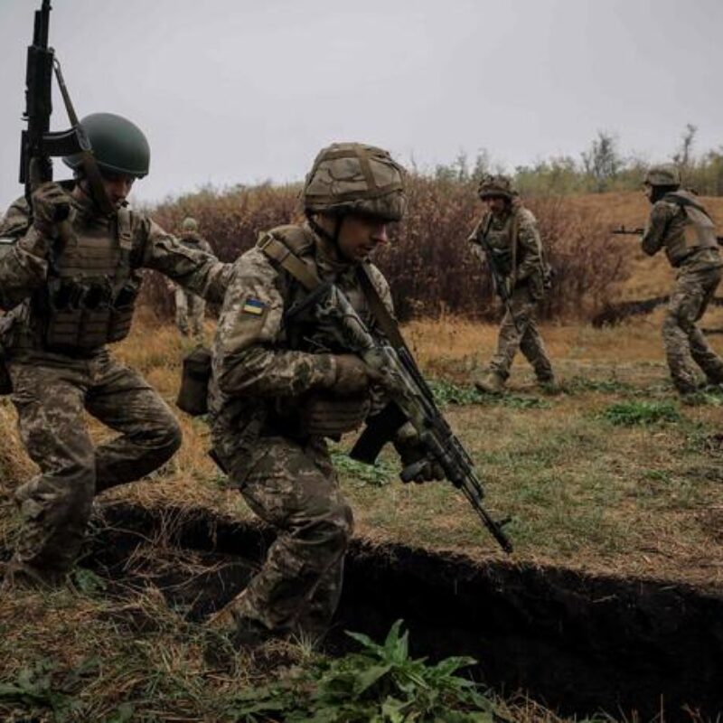 New recruits of the 24th Mechanized Brigade improve their tactical skills on an obstacle course at a training field at an undisclosed location in Donetsk region on October 14, 2024. (Photo by Handout / 24th Mechanized Brigade of Ukrainian Armed Forces / AFP) / RESTRICTED TO EDITORIAL USE - MANDATORY CREDIT "AFP PHOTO / 24th Mechanized Brigade of Ukrainian Armed Forces " - NO MARKETING NO ADVERTISING CAMPAIGNS - DISTRIBUTED AS A SERVICE TO CLIENTS