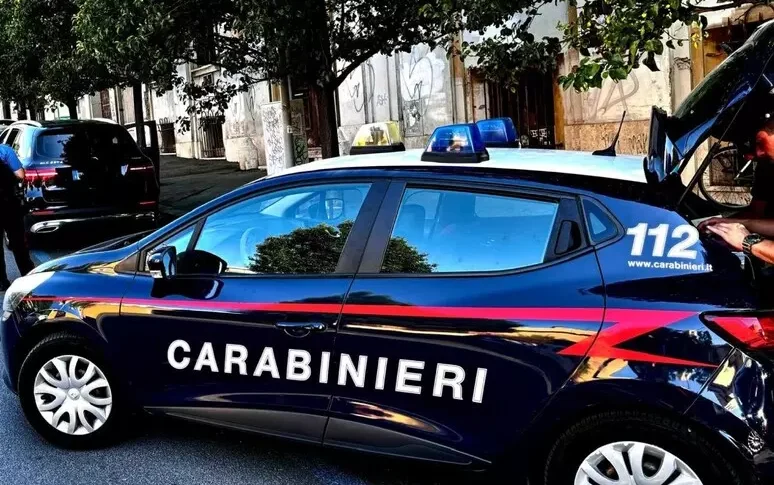 https://assets.gazzettadelsud.it/2024/10/carabinieri-generica-1-774x485.webp