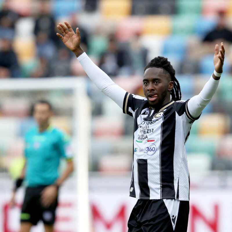 Udinese's Jordan Zemura jubilates after scoring the goal during the Italian Serie A soccer match Udinese Calcio vs US Lecce at the Friuli - Bluenergy Stadium in Udine, Italy, 5 October 2024. ANSA / GABRIELE MENIS