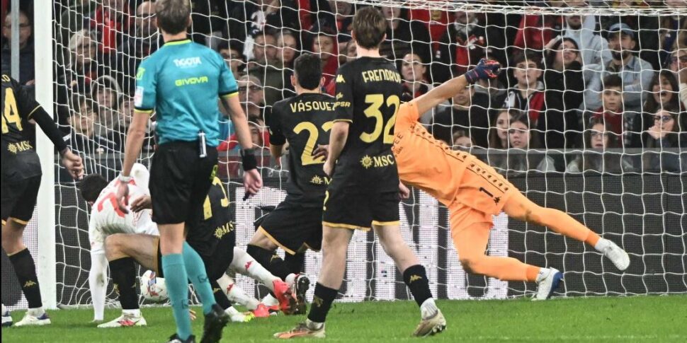 Gosens segna, De Gea para: la Fiorentina vola, Genoa ko