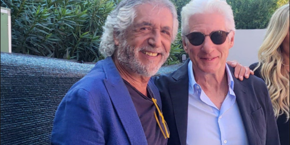 https://assets.gazzettadelsud.it/2024/10/mario-cordova-e-richard-gere-970x485.png