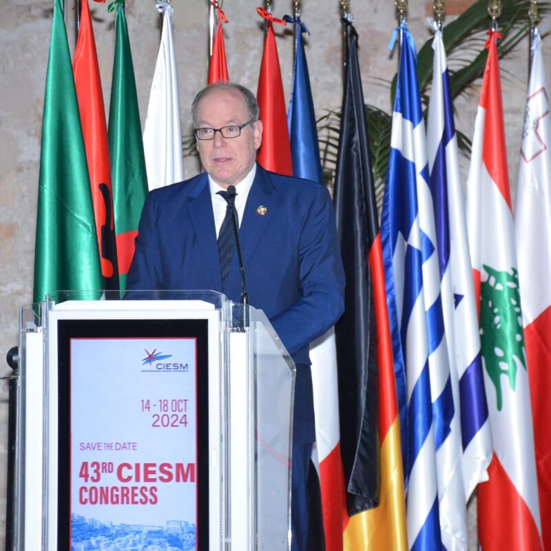 Mediterraneo, dialogo e rispetto delle differenze: il principe Alberto a Palermo inaugura il Congresso scientifico internazionale