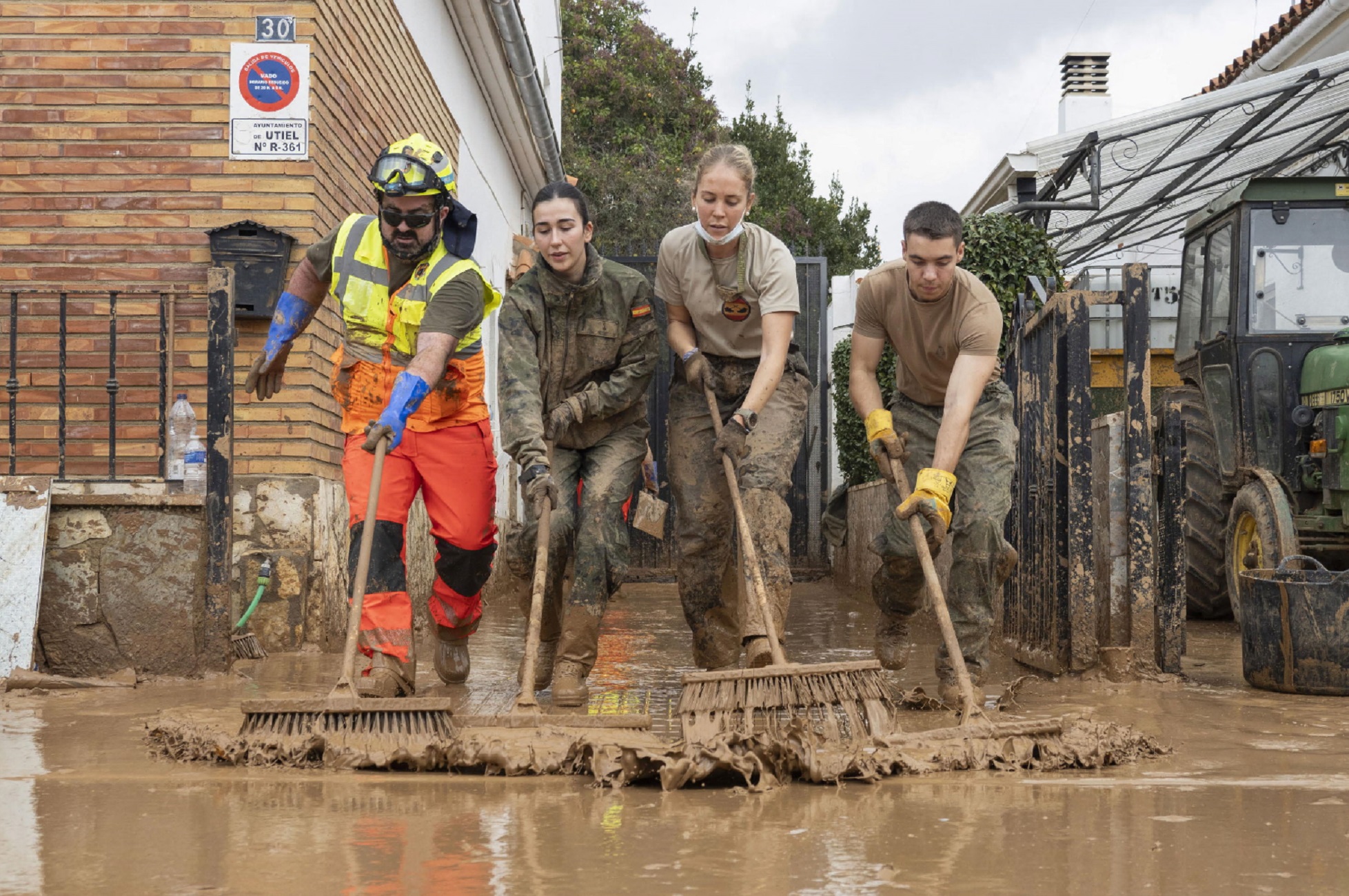 Allerta in Catalogna, ora la Dana flagella Barcellona. Aeroporto al… Allerta in Catalogna, ora la Dana flagella Barcellona. Aeroporto al…