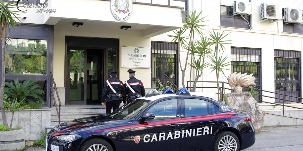 https://assets.gazzettadelsud.it/2024/11/Carabinieri-2-970x485-1-970x485.jpg