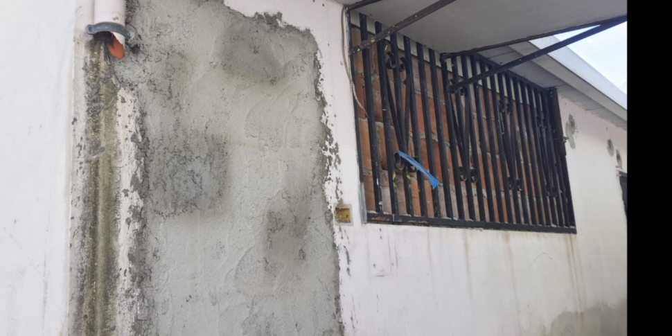 Occupazione baracche a Messina, i muri non scoraggiano. L'appello del commissario Scurria