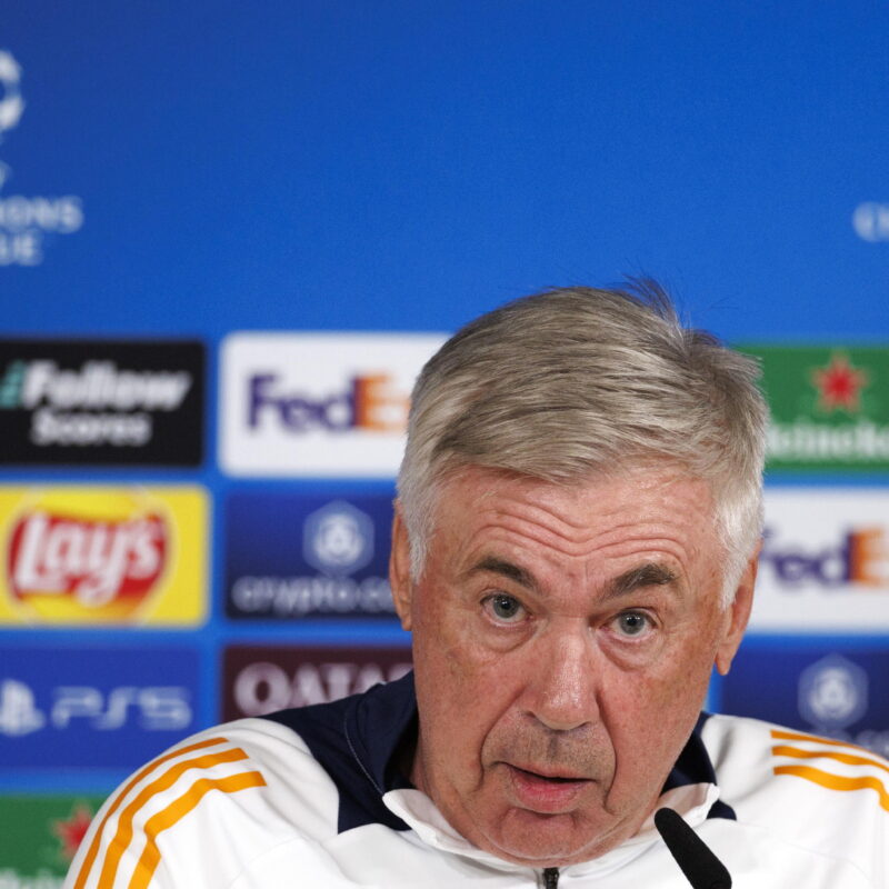 epa11700797 Real Madrid's head coach Carlo Ancelotti attends a press conference after the team's training session held at Valdebebas sports complex, Madrid, Spain, 04 November 2024. Real Madrid will be facing AC Milan in Champions League match on 05 November 2024. EPA/SERGIO PEREZ