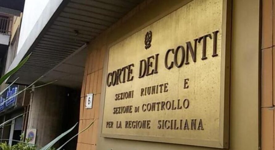 Un freno al salasso degli affitti. La Regione siciliana acquisterà tre palazzi Un freno al salasso degli affitti. La Regione siciliana acquisterà tre palazzi