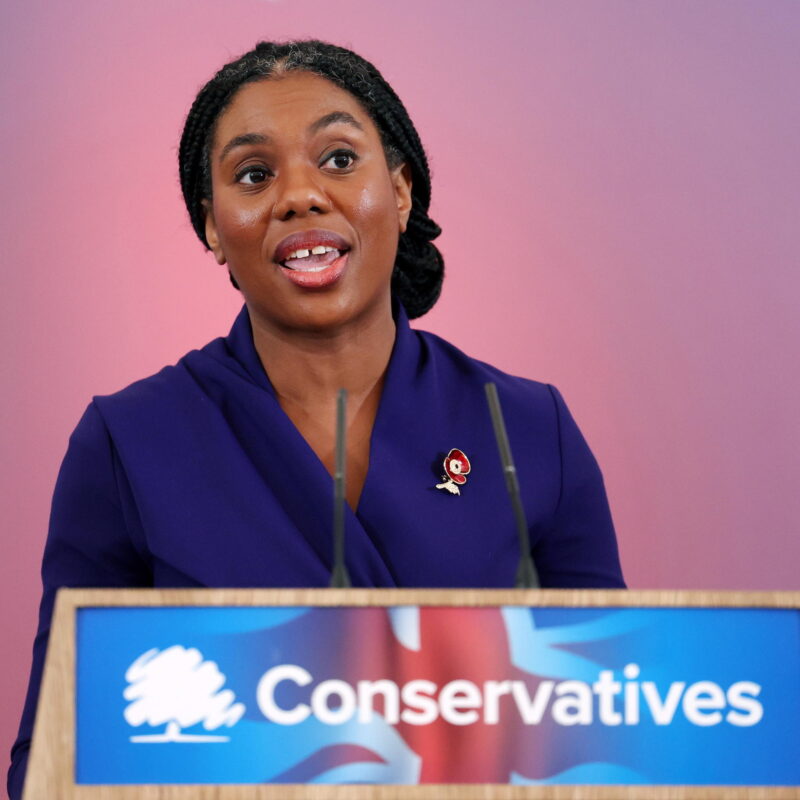 epa11697103 New Conservative Party leader Kemi Badenoch delivers a speech following the partys new leader announcement in London, Britain, 02 November 2024. Kemi Badenoch has beat Robert Jenrick in the 2024 Conservative Party leadership election to become the new Conservative leader, succeeding Rishi Sunak. EPA/ANDY RAIN