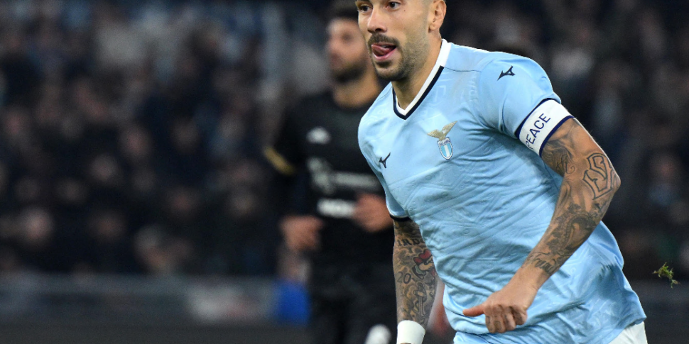 La Lazio soffre, ma batte il Cagliari per 2 1