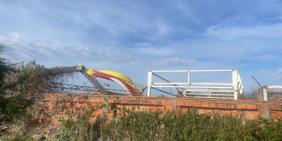 La tragedia con il parapendio a Milazzo, operata la ragazza di 31 anni: condizioni gravissime