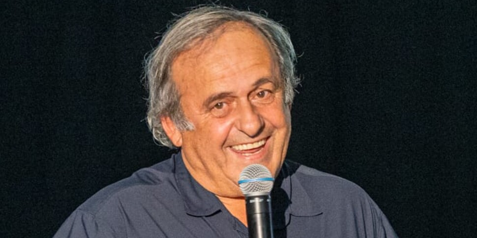 Paura per Michel Platini, ladri mentre era in casa: rubati una ventina di trofei Paura per Michel Platini, ladri mentre era in casa: rubati una ventina di trofei