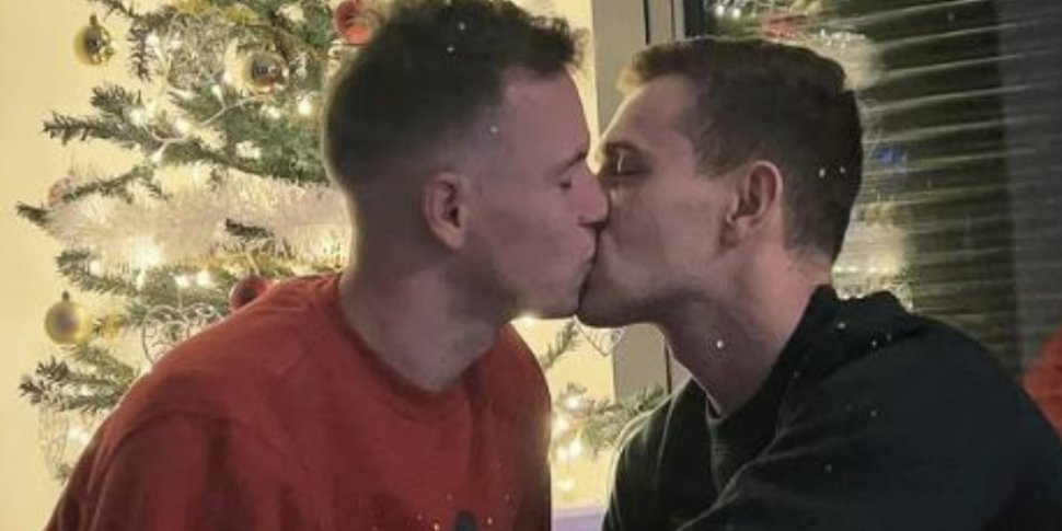 Jankto, dal coming out al bacio con il compagno come augurio di buon Natale