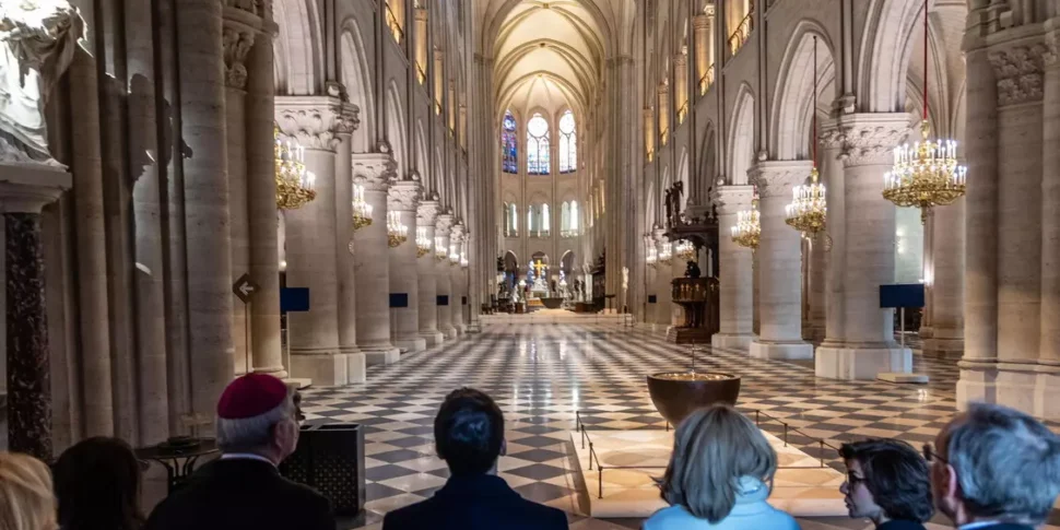 Riapre Notre Dame de Paris, c