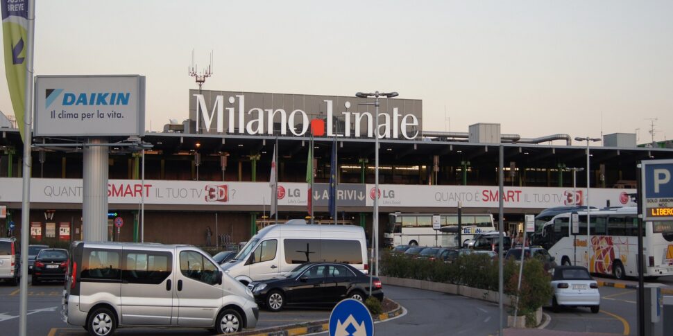 Attacco hacker filorussi ai siti web di Malpensa e Linate