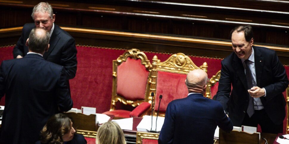 Via libera del Senato alla fiducia, la manovra è legge. Dal cuneo al bonus bebè, tutte le misure